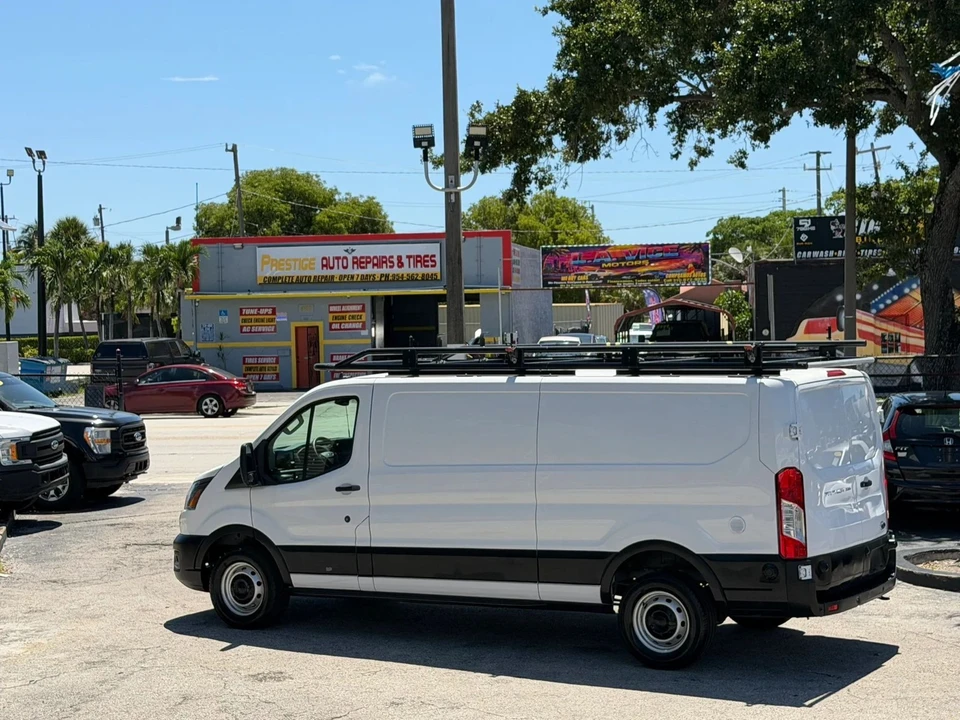 2024 Ford Transit - Image 27 of 30
