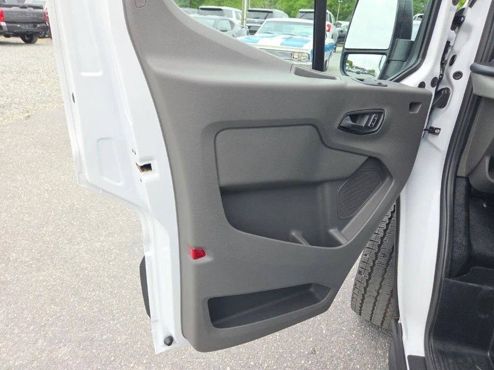 2024 Ford Transit - Image 22 of 31