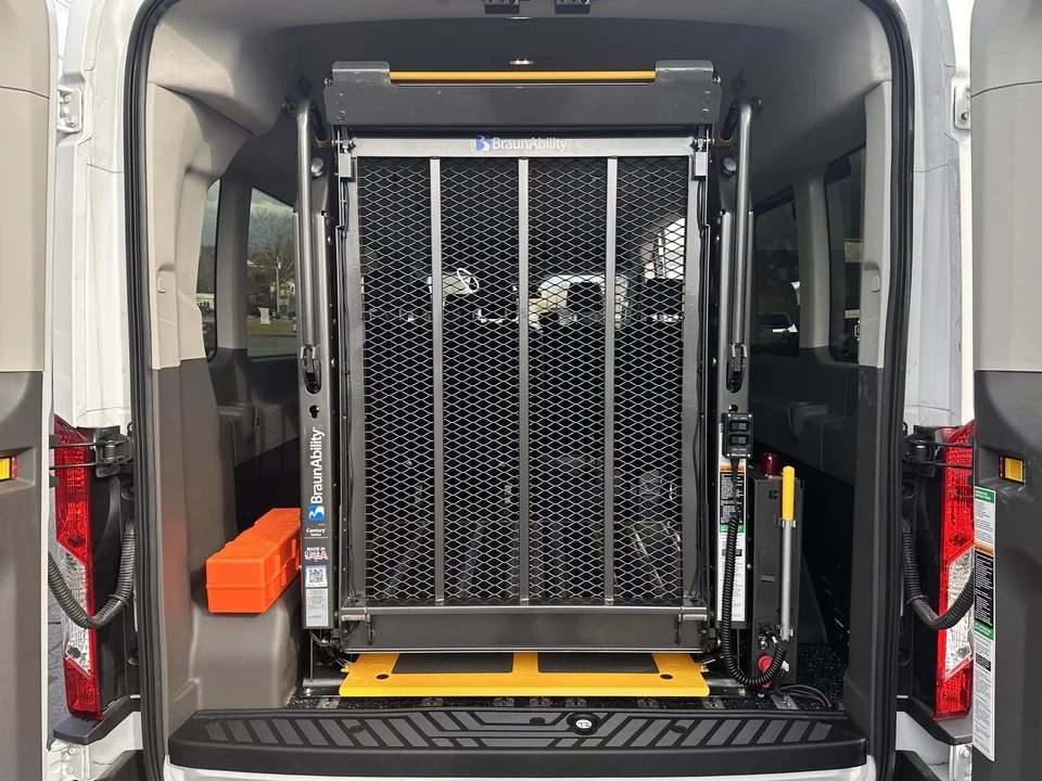 2024 Ford Transit - Image 15 of 21