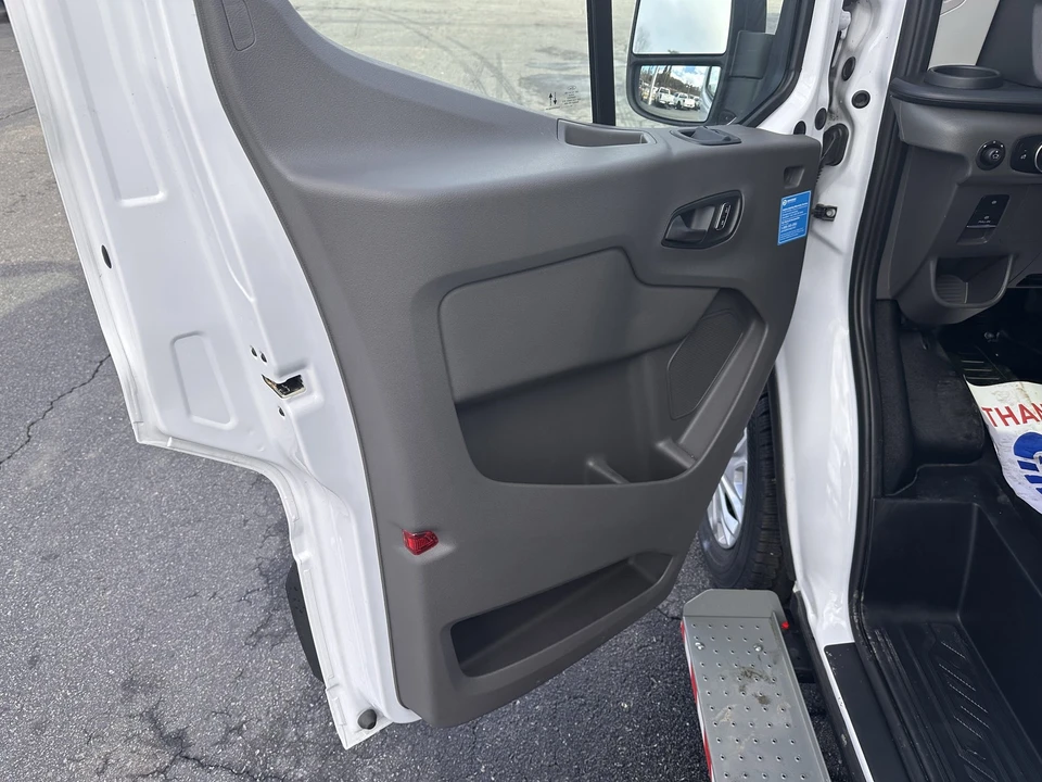 2024 Ford Transit - Image 9 of 21