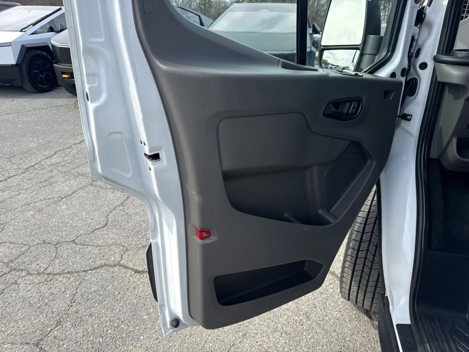 2024 Ford Transit - Image 23 of 31