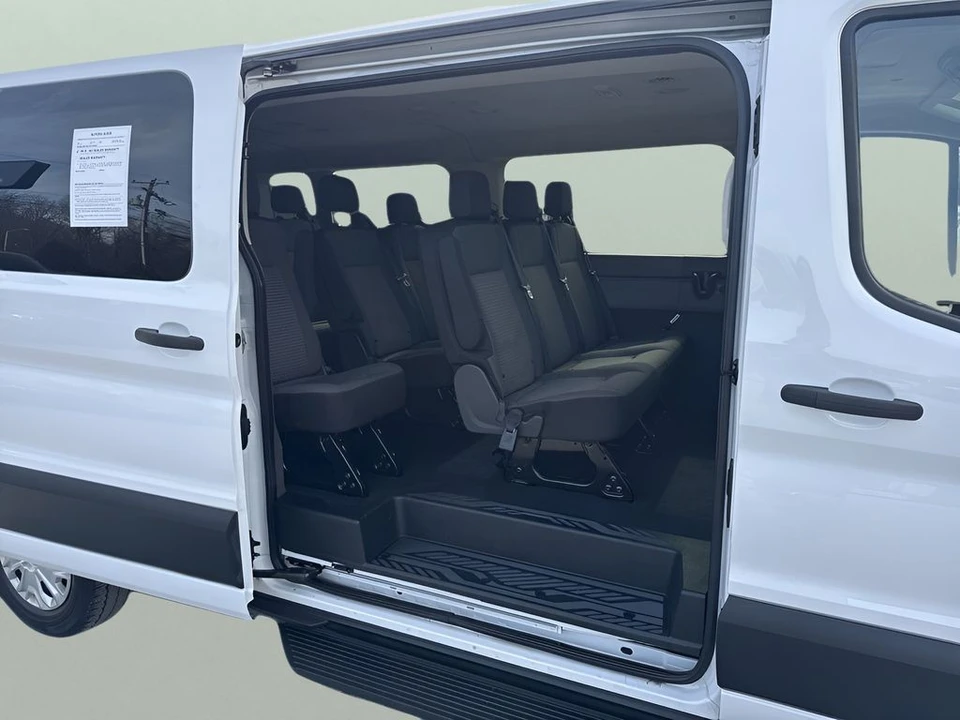 2024 Ford Transit - Image 25 of 31