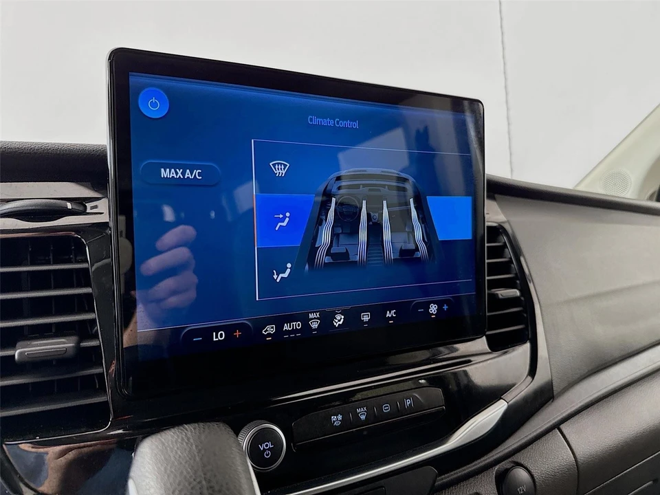 2024 Ford Transit - Image 15 of 31