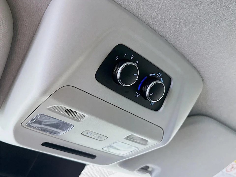 2024 Ford Transit - Image 16 of 31