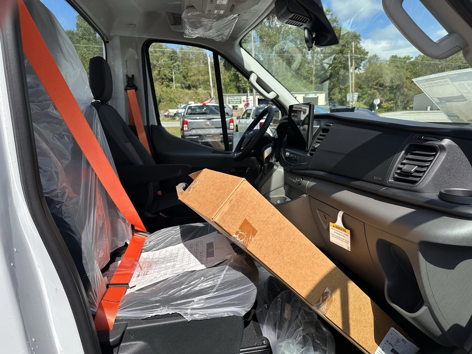 2024 Ford Transit - Image 10 of 12