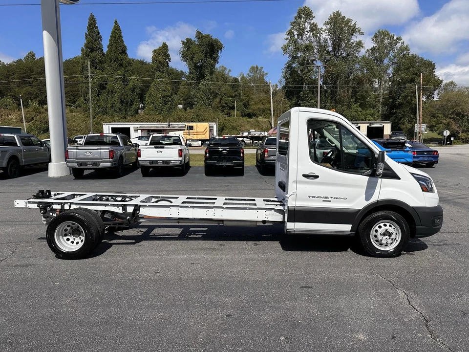 2024 Ford Transit - Image 5 of 12