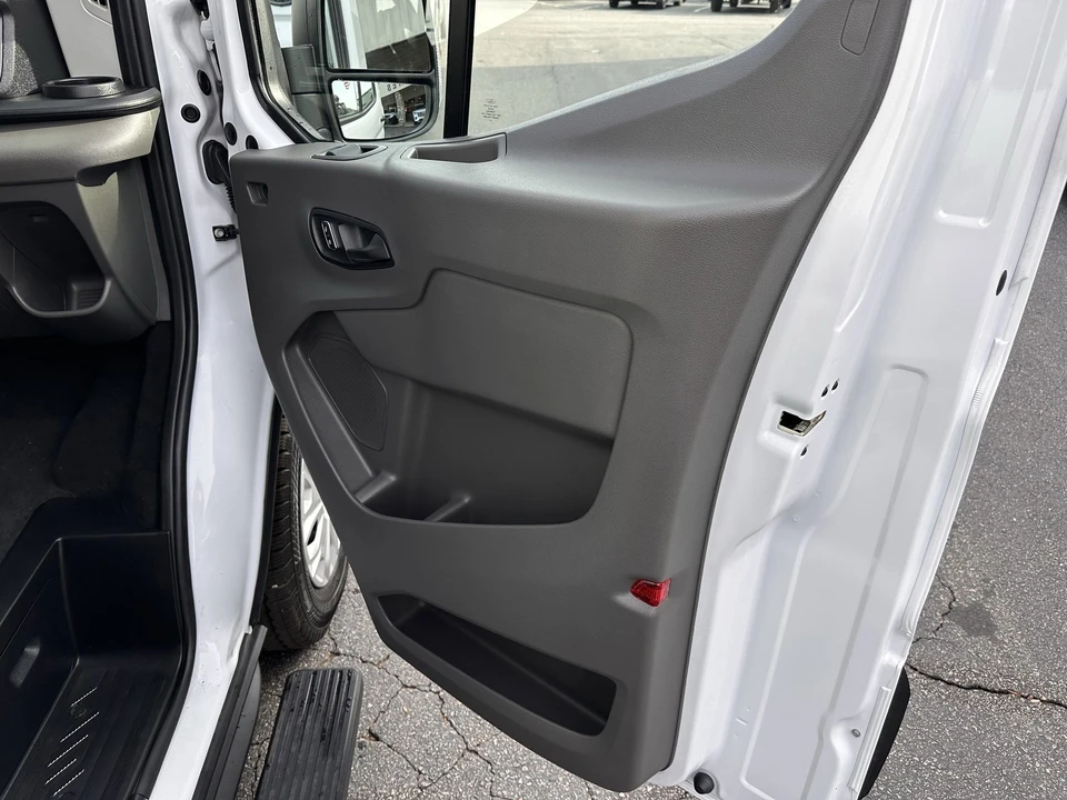 2024 Ford Transit - Image 11 of 12