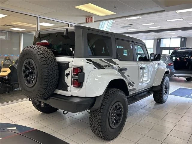2024 Ford Bronco 6th Gen - Image 6 of 16