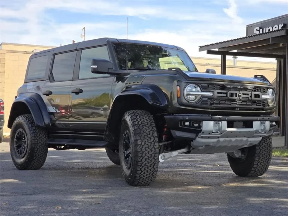 2024 Ford Bronco 6th Gen - Image 16 of 20