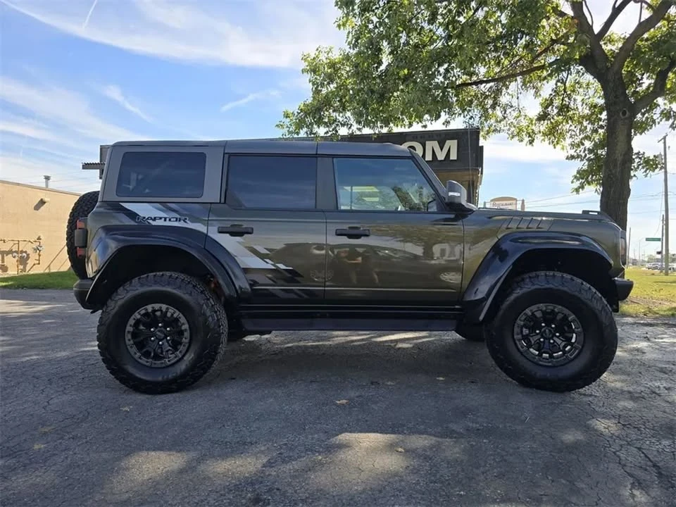 2024 Ford Bronco 6th Gen - Image 17 of 20