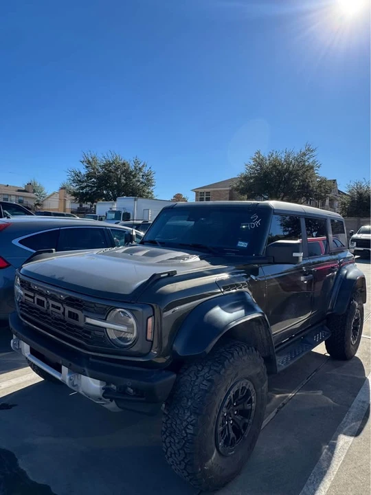 2024 Ford Bronco 6th Gen - Image 2 of 4