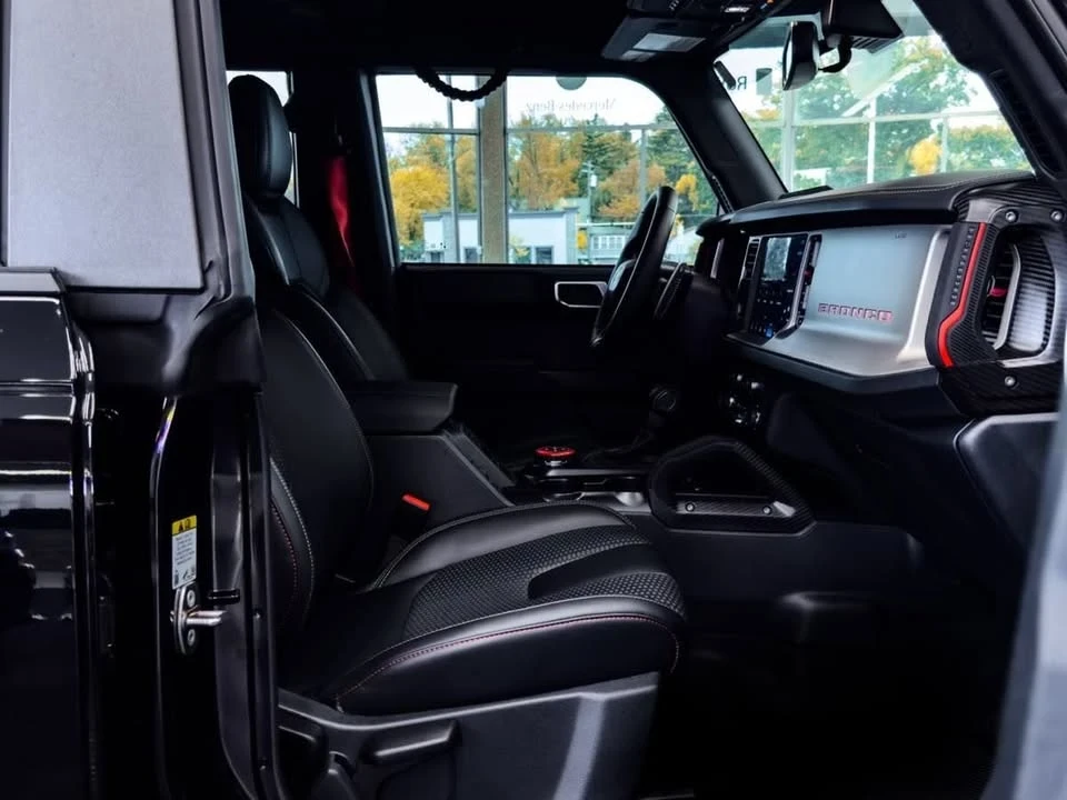 2024 Ford Bronco 6th Gen - Image 14 of 18