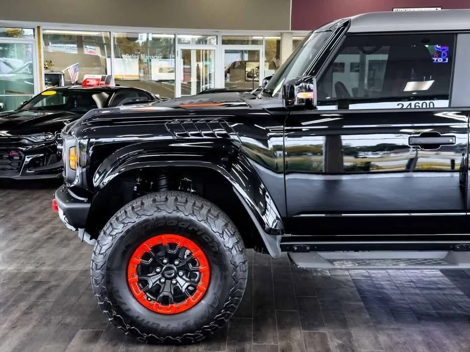 2024 Ford Bronco 6th Gen - Image 4 of 18