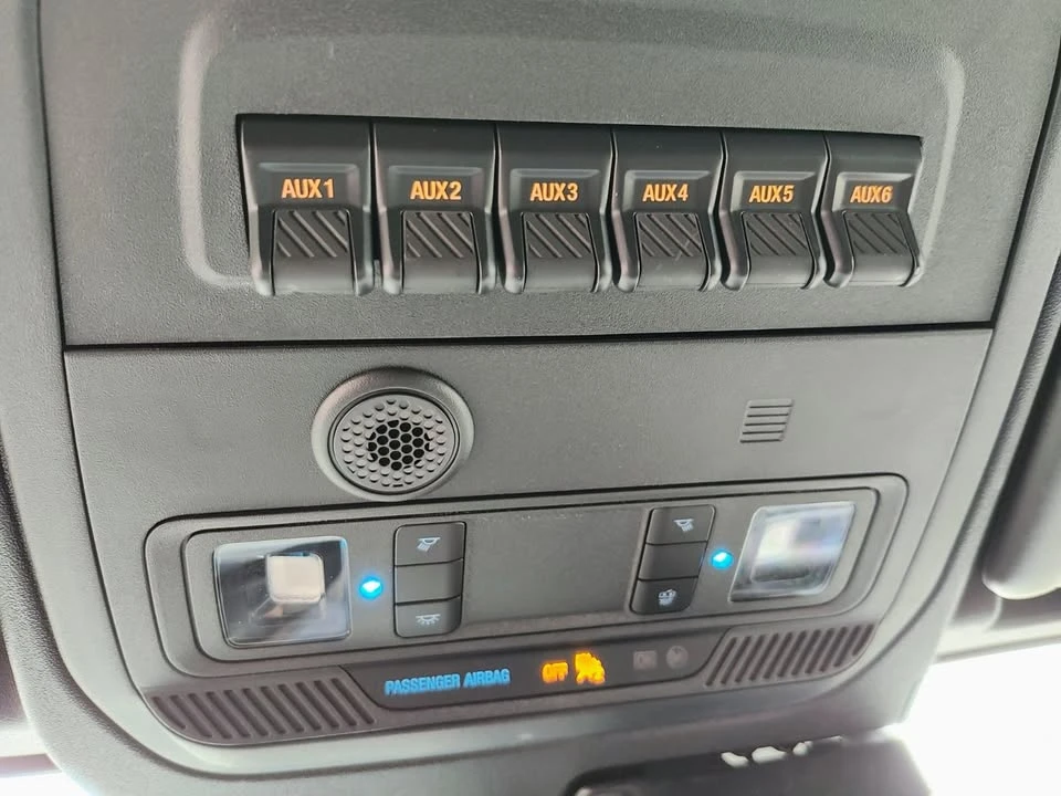 2024 Ford Bronco 6th Gen - Image 17 of 19