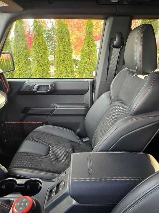 2024 Ford Bronco Raptor 6th Gen - Image 10 of 14