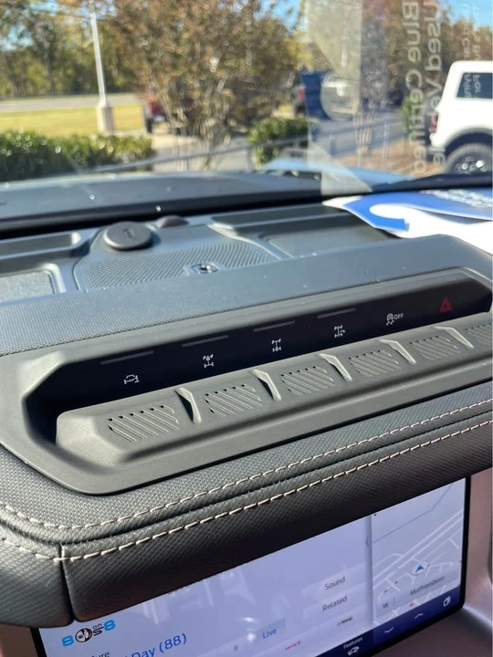 2024 Ford Bronco Raptor 6th Gen - Image 16 of 16