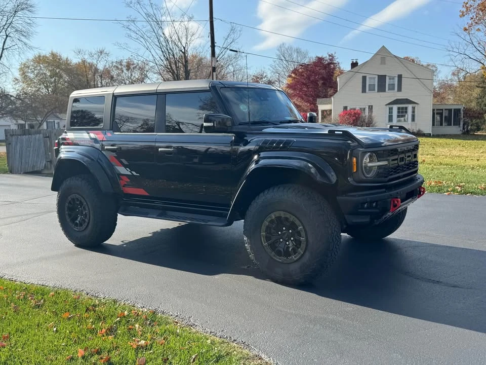 2024 Ford Bronco Raptor 6th Gen - Image 6 of 10