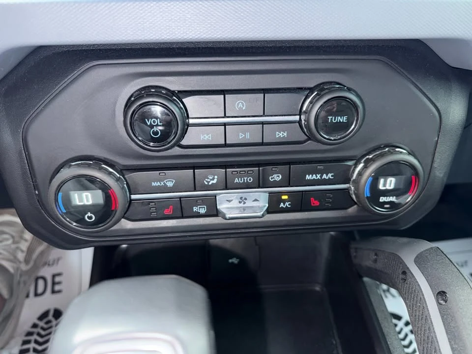 2024 Ford Bronco 6th Gen - Image 19 of 20