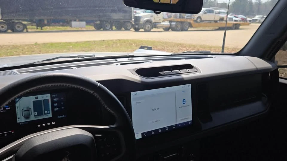 2024 Ford Bronco 6th Gen - Image 9 of 13