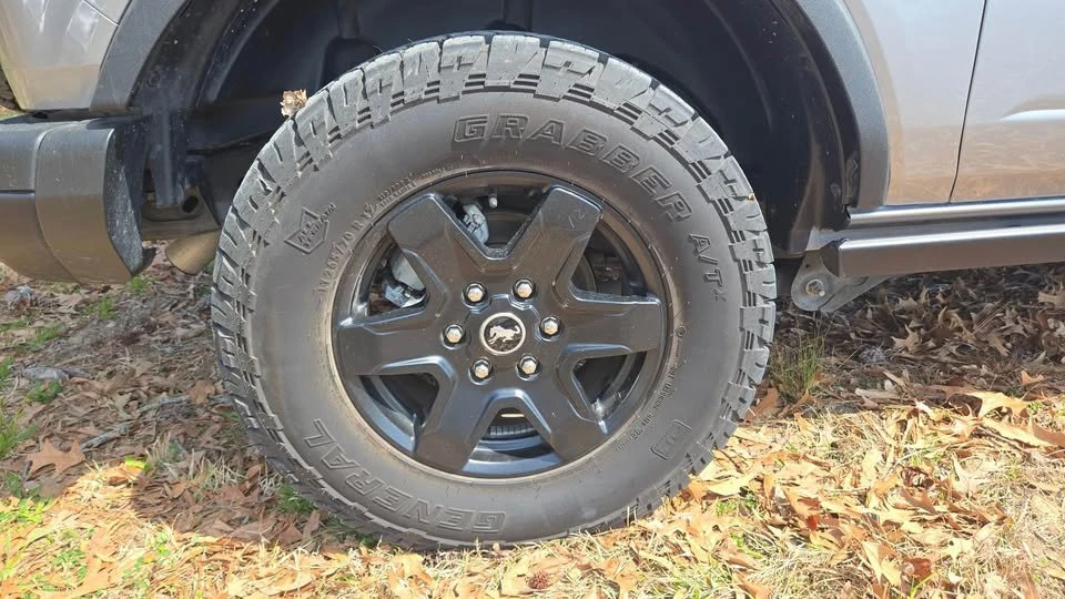 2024 Ford Bronco 6th Gen - Image 12 of 13