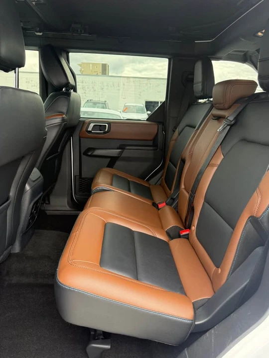 2024 Ford Bronco 6th Gen - Image 15 of 16