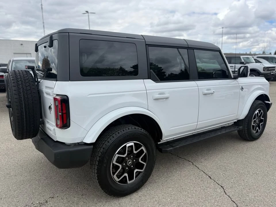 2024 Ford Bronco 6th Gen - Image 5 of 16