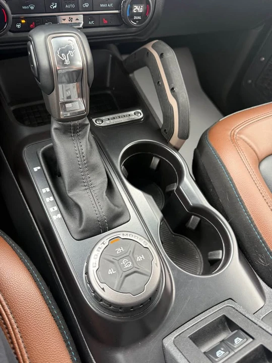 2024 Ford Bronco 6th Gen - Image 13 of 16