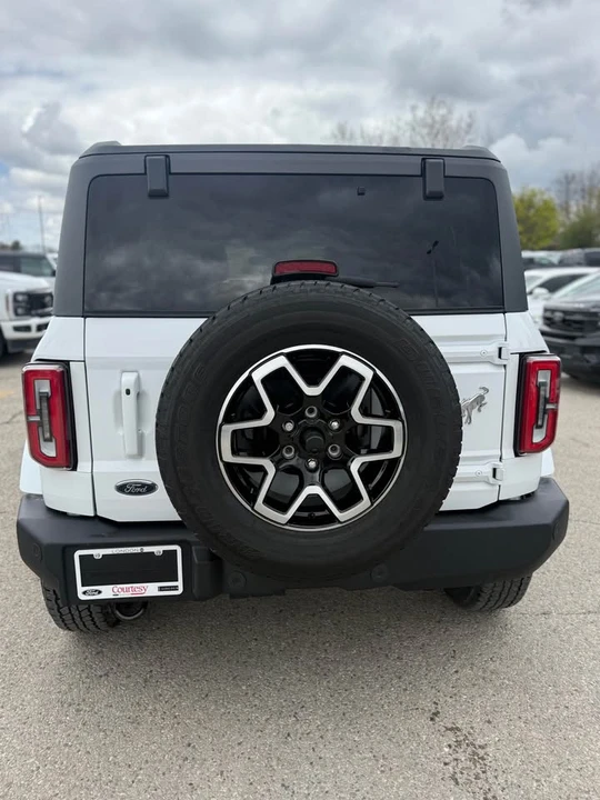 2024 Ford Bronco 6th Gen - Image 4 of 16