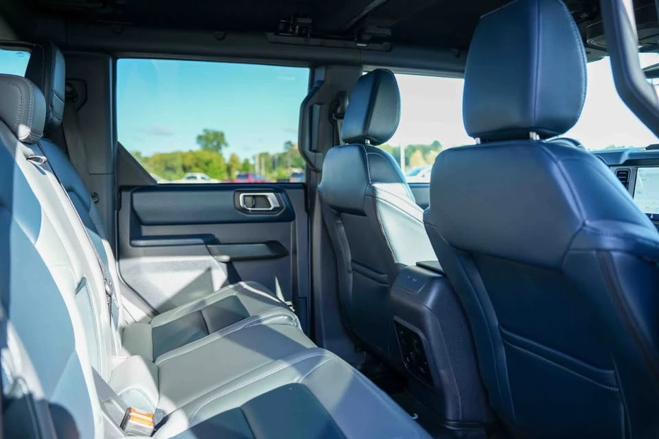 2024 Ford Bronco 6th Gen - Image 12 of 20