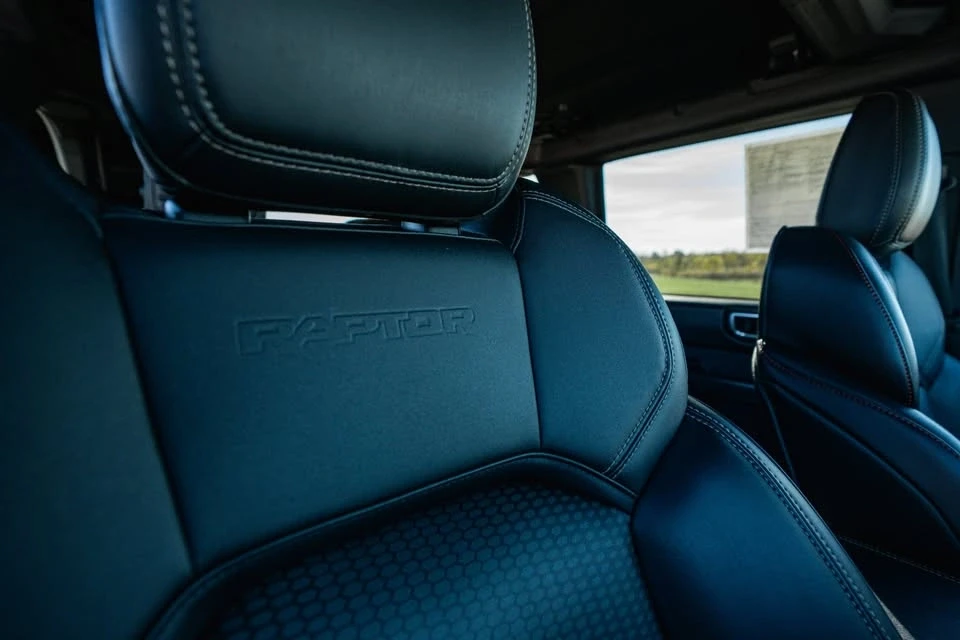 2024 Ford Bronco Raptor 6th Gen - Image 15 of 19