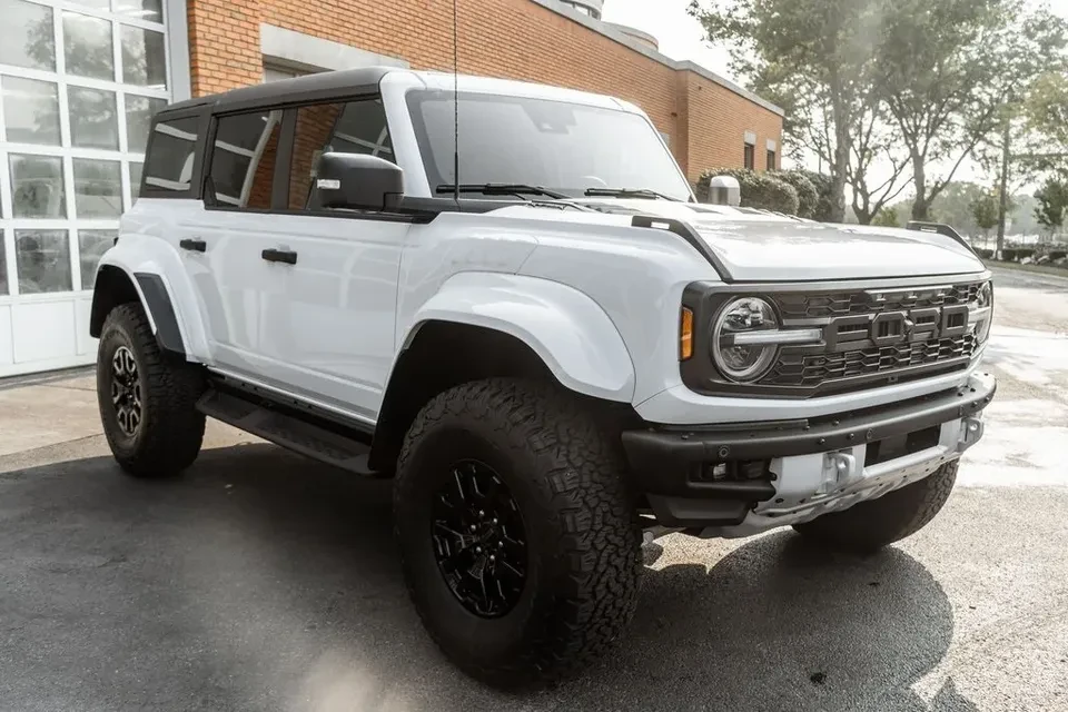 2024 Ford Bronco Raptor 6th Gen - Image 3 of 19