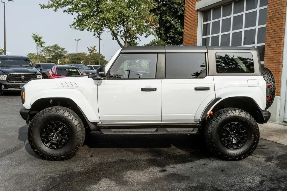 2024 Ford Bronco Raptor 6th Gen - Image 19 of 19