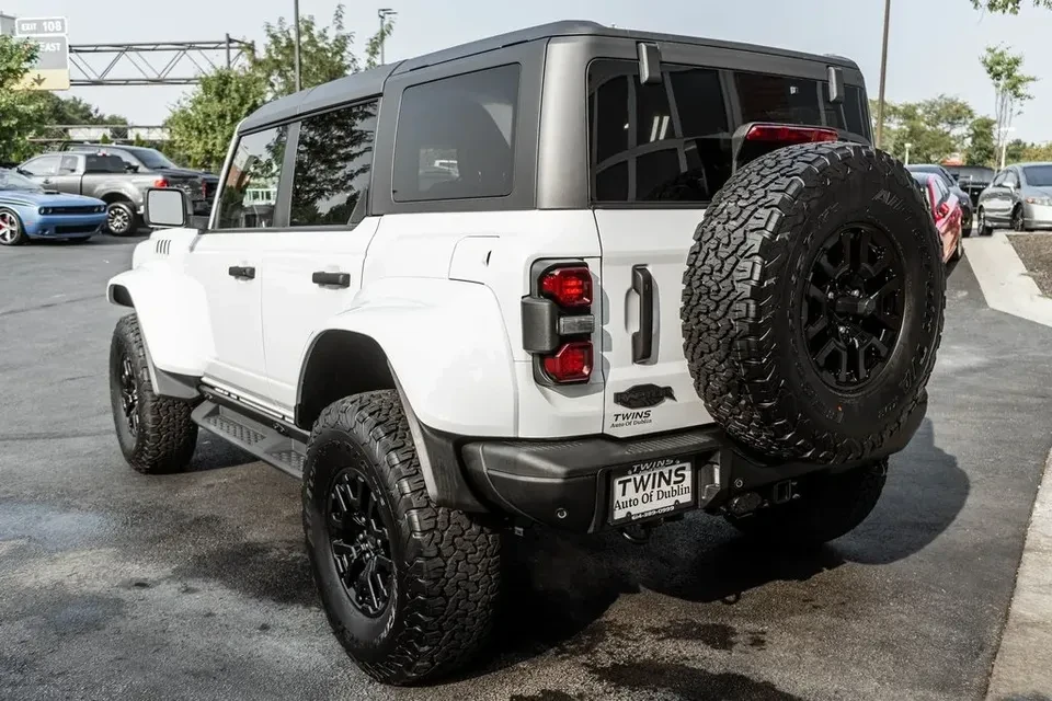2024 Ford Bronco Raptor 6th Gen - Image 18 of 19