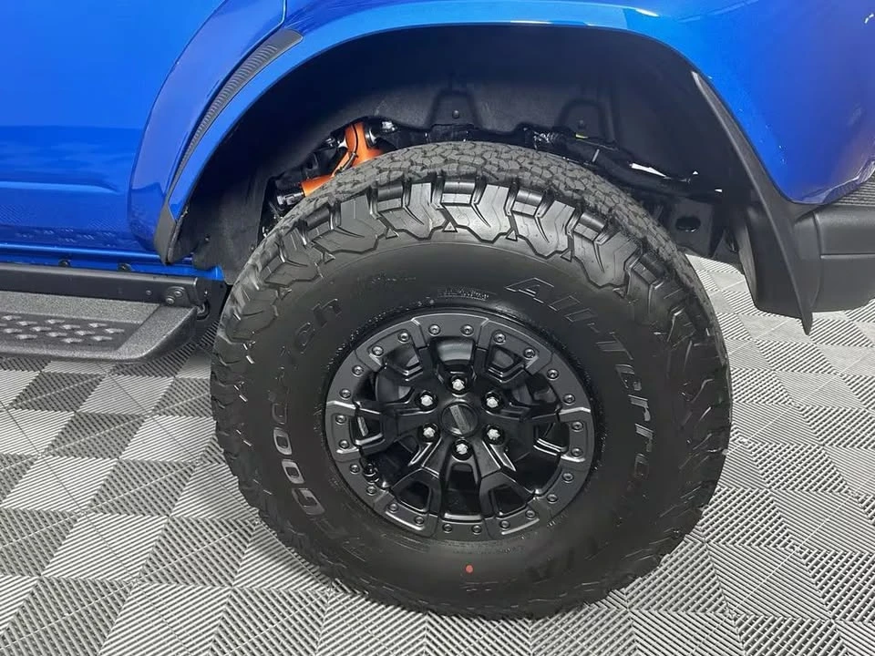 2024 Ford Bronco Raptor 6th Gen - Image 17 of 19