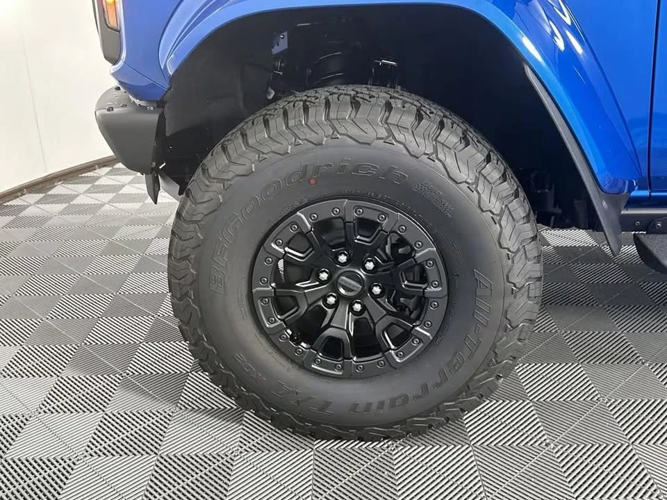 2024 Ford Bronco Raptor 6th Gen - Image 9 of 19