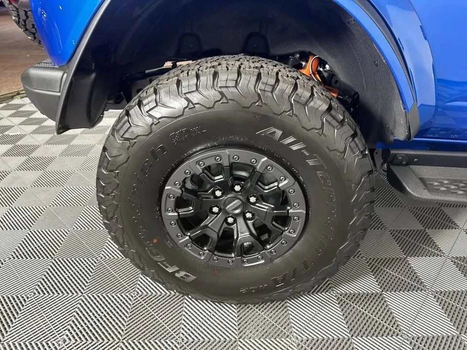 2024 Ford Bronco Raptor 6th Gen - Image 15 of 19
