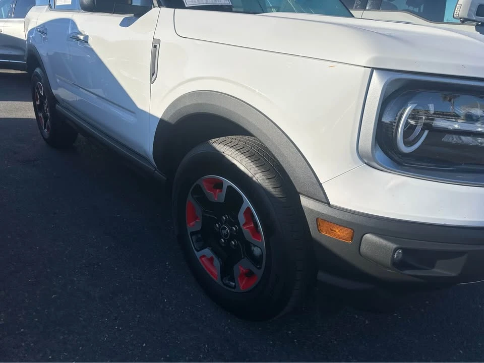2024 Ford Bronco Sport - Image 2 of 5