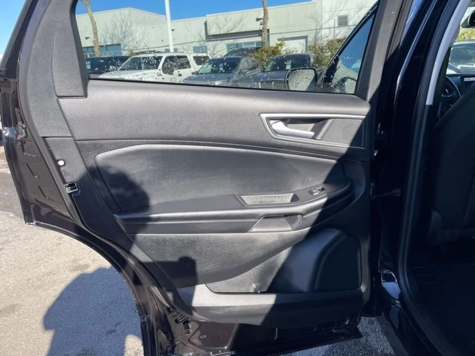 2024 Ford Edge - Image 17 of 19