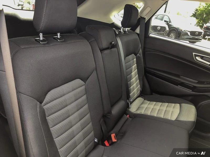 2024 Ford Edge - Image 16 of 18
