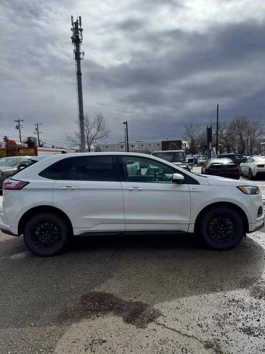 2024 Ford Edge - Image 3 of 12