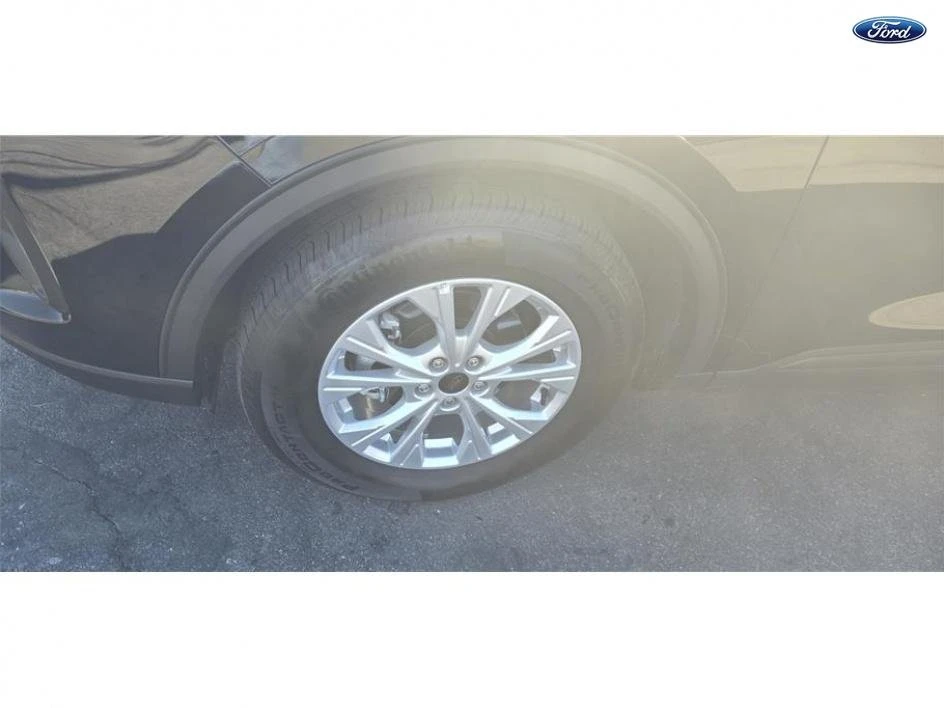 2024 Ford Escape - Image 2 of 17