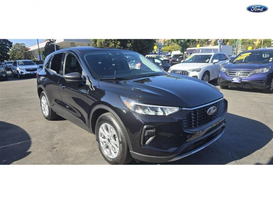 2024 Ford Escape - Image 16 of 17