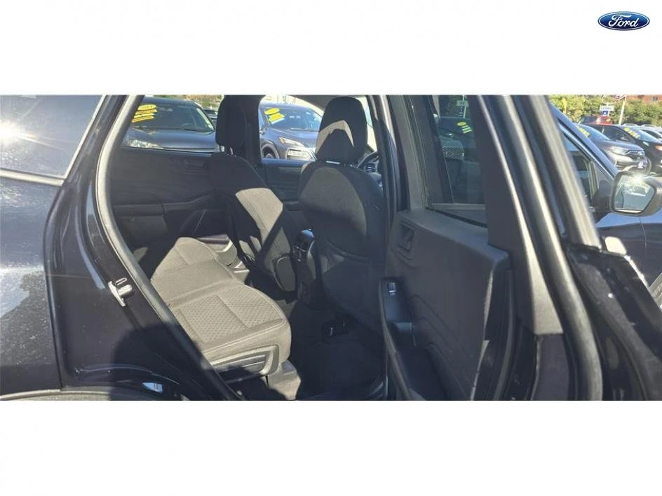 2024 Ford Escape - Image 14 of 17