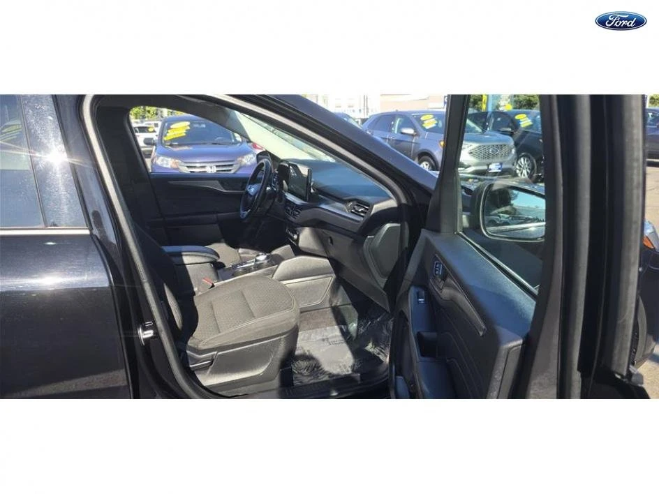 2024 Ford Escape - Image 15 of 17