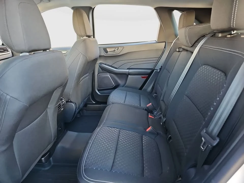 2024 Ford Escape - Image 18 of 19