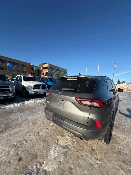 2024 Ford Escape - Image 12 of 14
