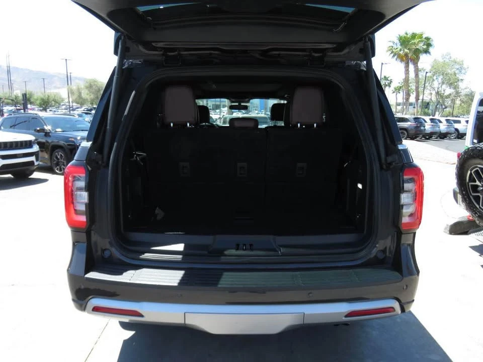 2024 Ford Expedition 4th Gen - Image 13 of 15