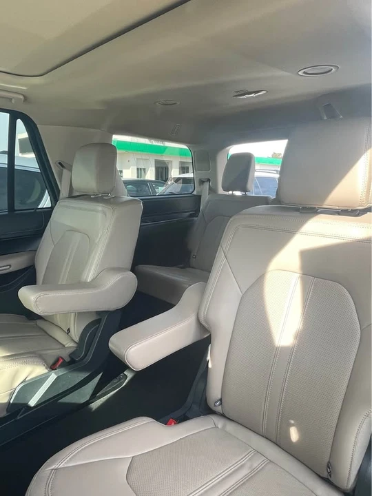 2024 Ford Expedition 4th Gen - Image 5 of 8