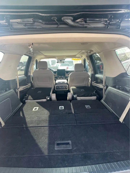 2024 Ford Expedition 4th Gen - Image 7 of 8