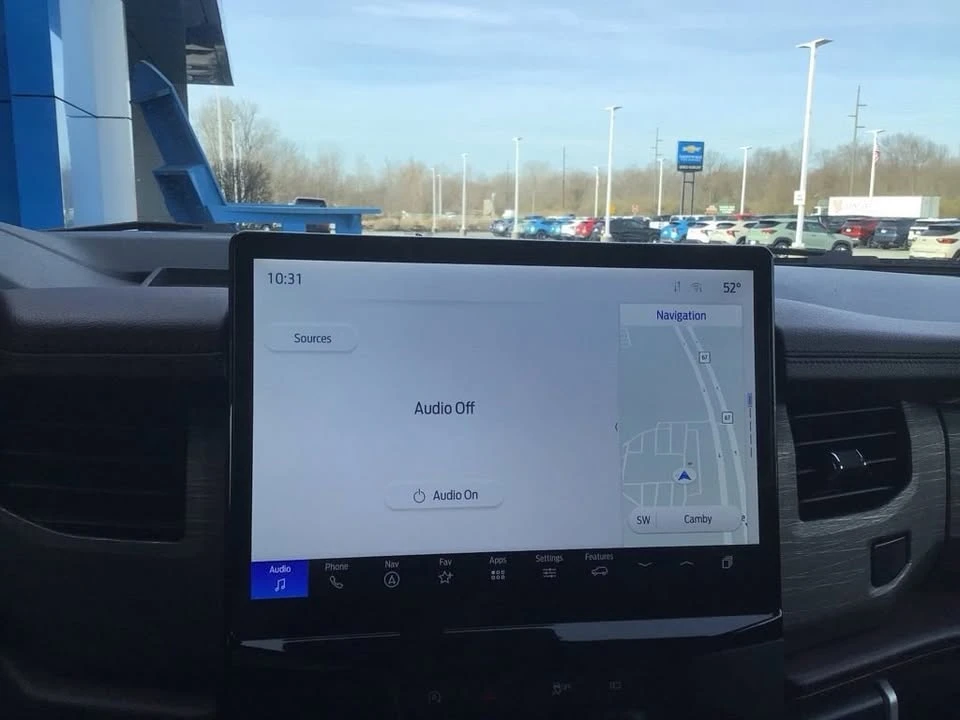 2024 Ford Expedition 4th Gen - Image 17 of 19